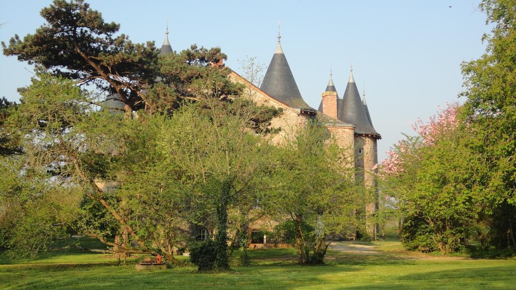 Chateau De La Frogerie Maulévrier Exterior photo